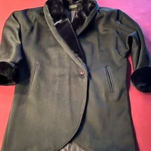 Ladies wool cool with shiny fake fur